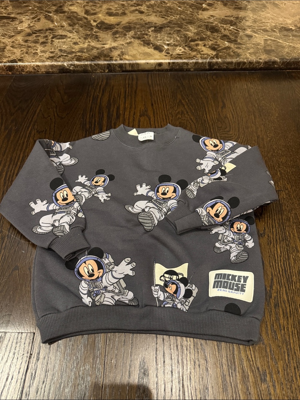 Zara Mickey Mouse Gray Crewneck Sweatshirt - Graphic Kids' Pullover